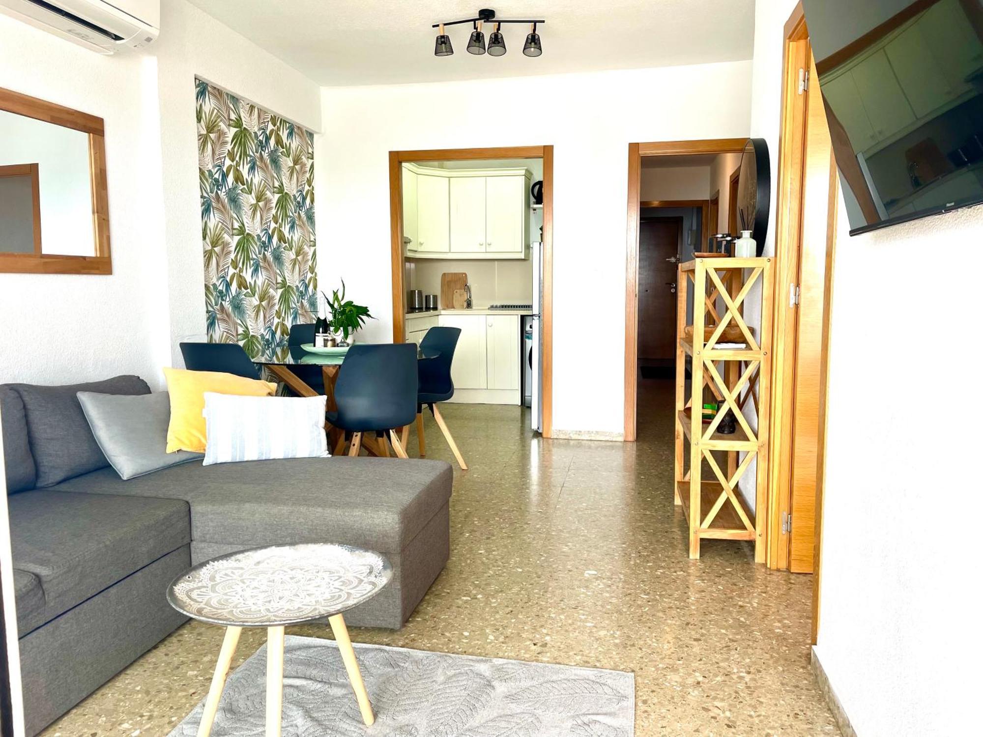 Sunflower Residence First Line By The Sea ซานตาโปลา ภายนอก รูปภาพ
